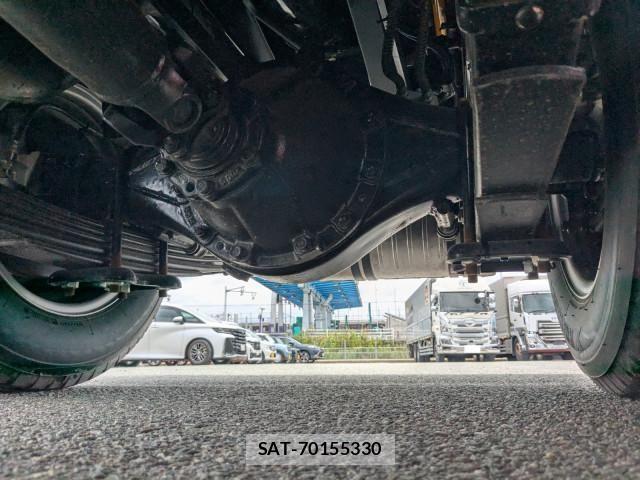 Mitsubishi CANTER 2025-10 7499810-9