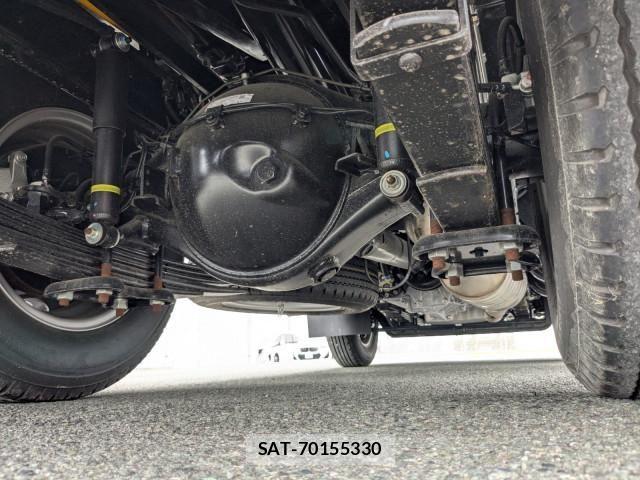 Mitsubishi CANTER 2025-10 7499810-11