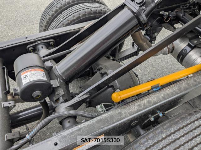 Mitsubishi CANTER 2025-10 7499810-23