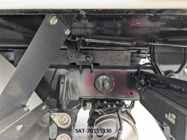 Mitsubishi CANTER 2025-10 7499810-8