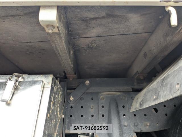 Mitsubishi CANTER 2019-04 7499843-19