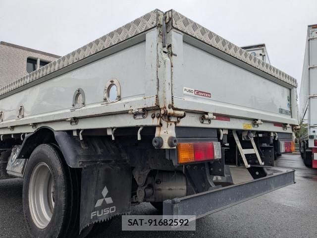 Mitsubishi CANTER 2019-04 7499843-6