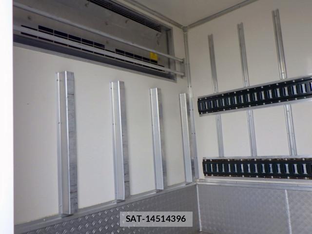 Mitsubishi CANTER 2020-07 7499822-27
