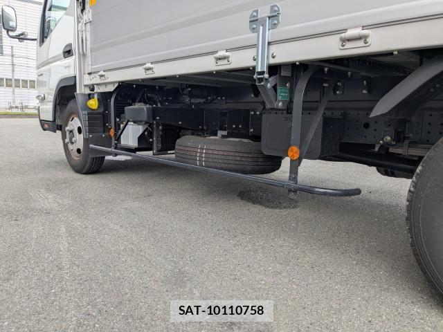 Mitsubishi CANTER 2025-11 7499798-11