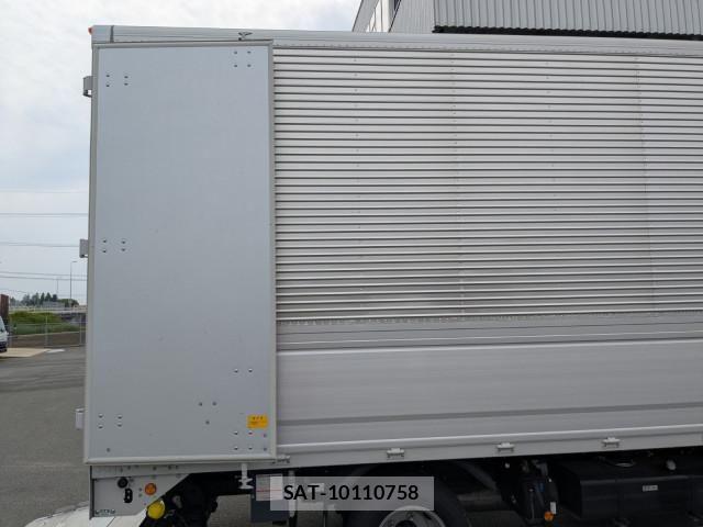 Mitsubishi CANTER 2025-11 7499798-12