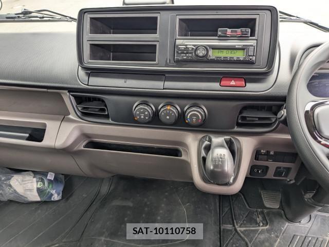 Mitsubishi CANTER 2025-11 7499798-27