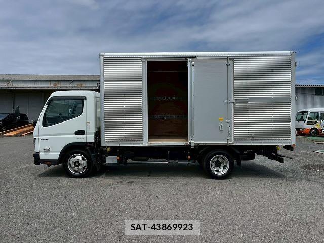 Mitsubishi CANTER 2022-12 7499821-9
