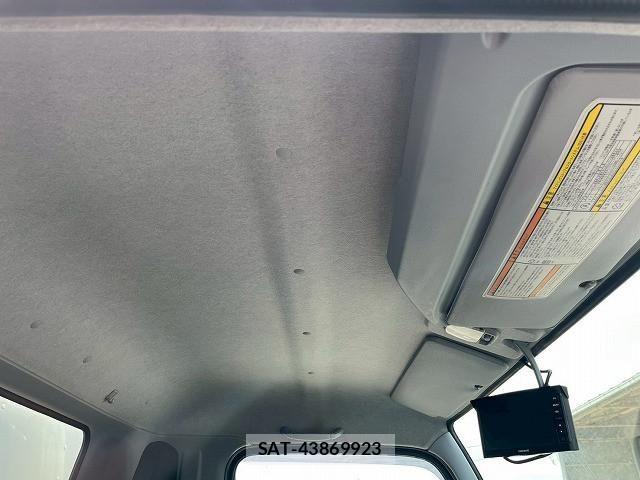 Mitsubishi CANTER 2022-12 7499821-21