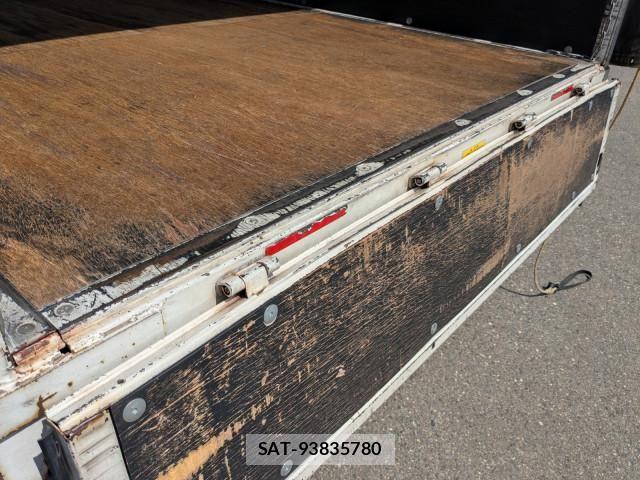 Mitsubishi CANTER 2017-11 7508308-10