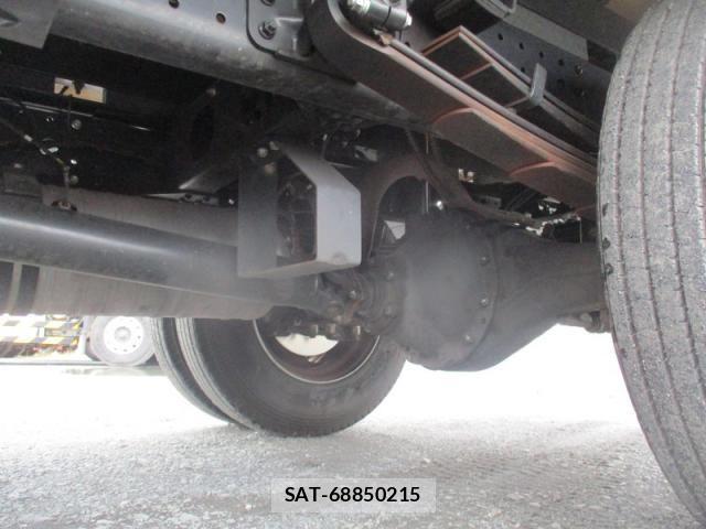 Mitsubishi CANTER 2023-04 7499807-12