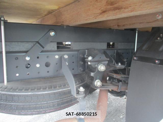 Mitsubishi CANTER 2023-04 7499807-16