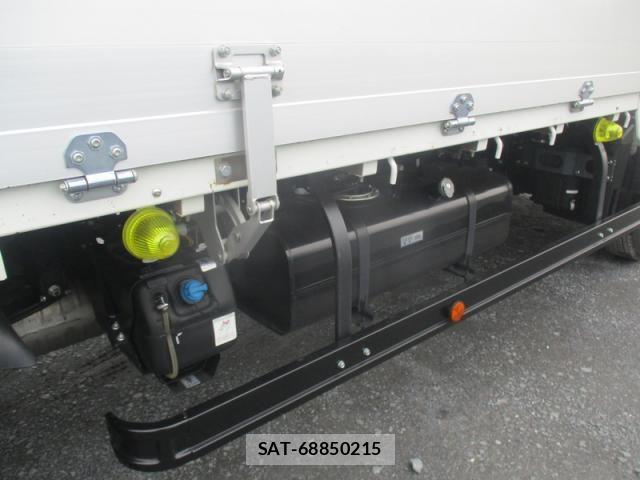 Mitsubishi CANTER 2023-04 7499807-17