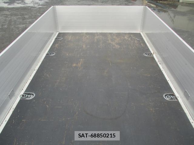 Mitsubishi CANTER 2023-04 7499807-20