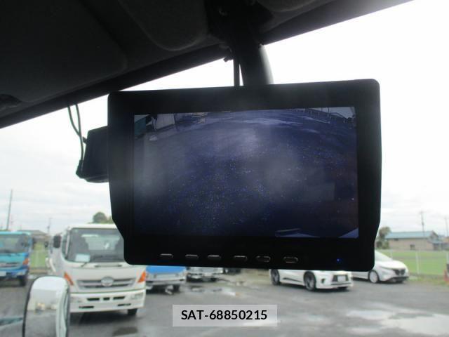 Mitsubishi CANTER 2023-04 7499807-27