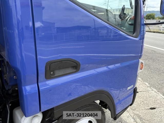 Mitsubishi CANTER 2016-12 7499831-19