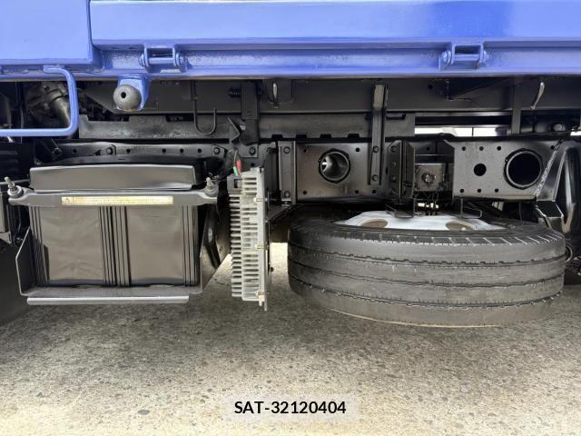 Mitsubishi CANTER 2016-12 7499831-23