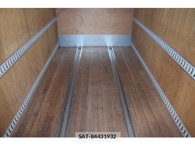 Mitsubishi CANTER 2018-08 7499840-14