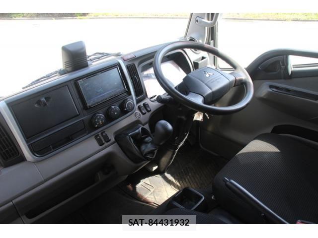 Mitsubishi CANTER 2018-08 7499840-4