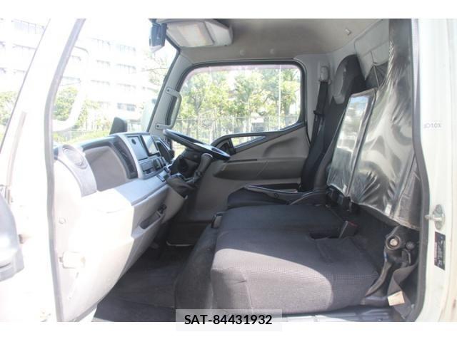 Mitsubishi CANTER 2018-08 7499840-6