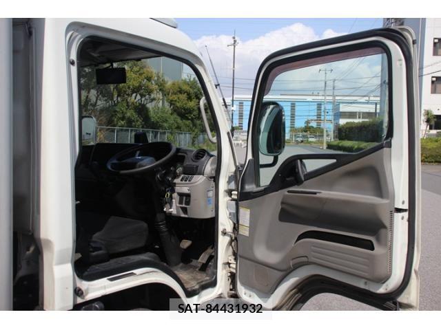 Mitsubishi CANTER 2018-08 7499840-7