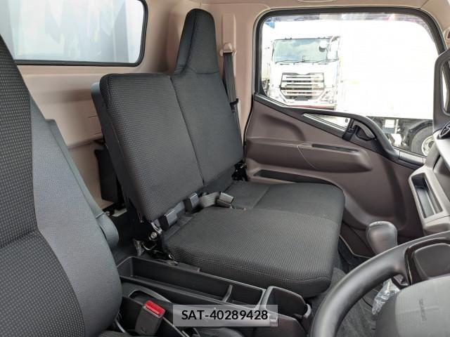 Mitsubishi CANTER 2025-11 7499795-27