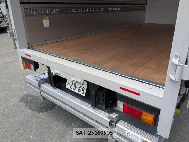Mitsubishi CANTER 2025-11 7499797-16