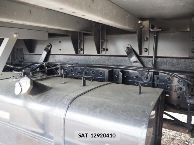 Mitsubishi CANTER 2011-12 7499815-23