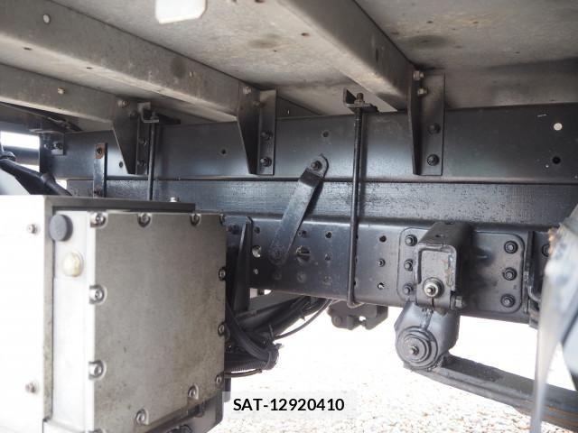 Mitsubishi CANTER 2011-12 7499815-27