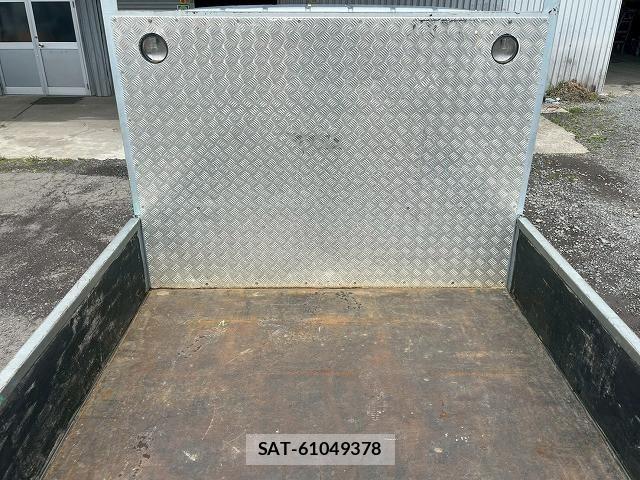 Mitsubishi CANTER 2016-11 7499838-12