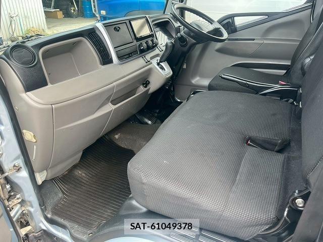 Mitsubishi CANTER 2016-11 7499838-20