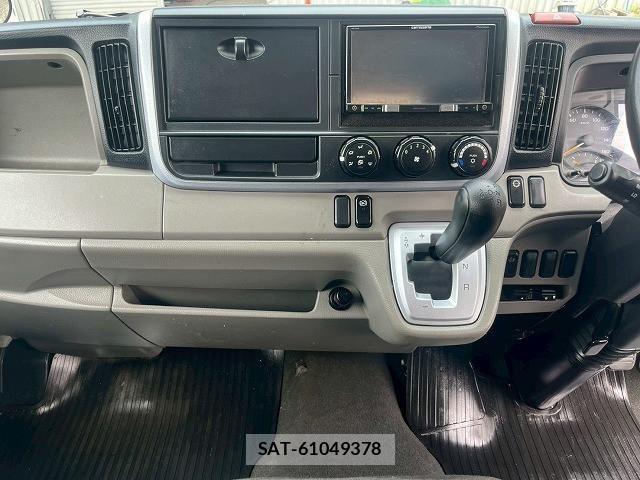 Mitsubishi CANTER 2016-11 7499838-25