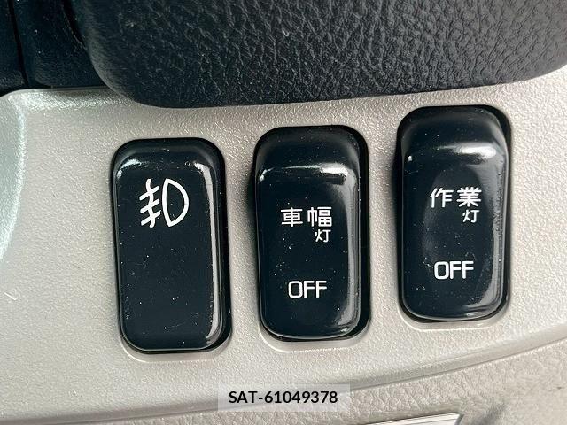 Mitsubishi CANTER 2016-11 7499838-26