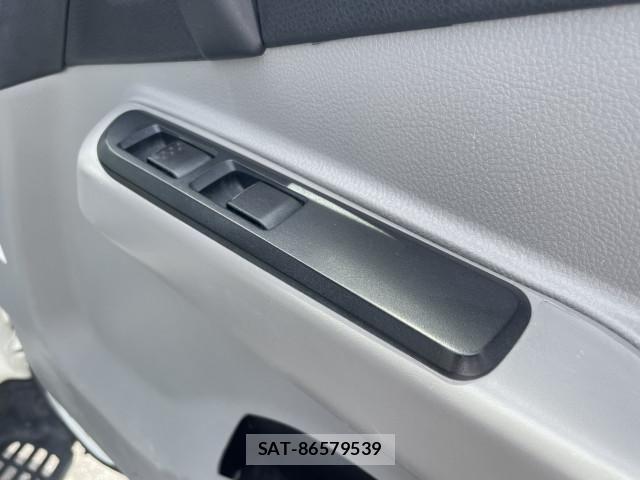 Mitsubishi CANTER 2021-07 7499812-16