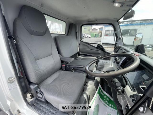 Mitsubishi CANTER 2021-07 7499812-19