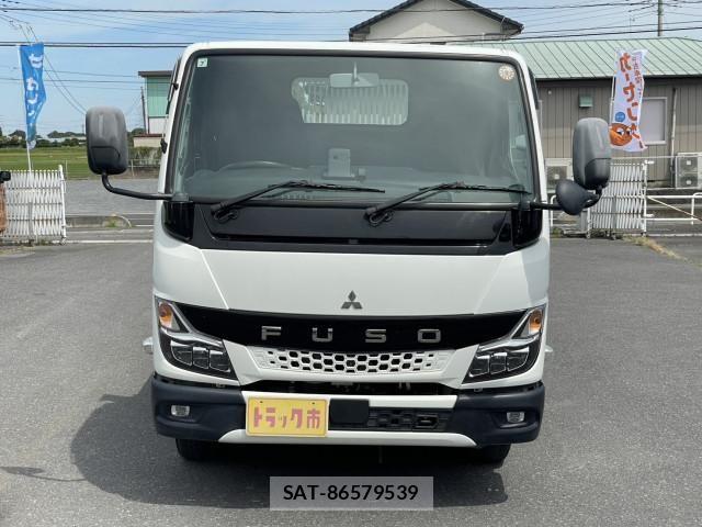 Mitsubishi CANTER 2021-07 7499812-3