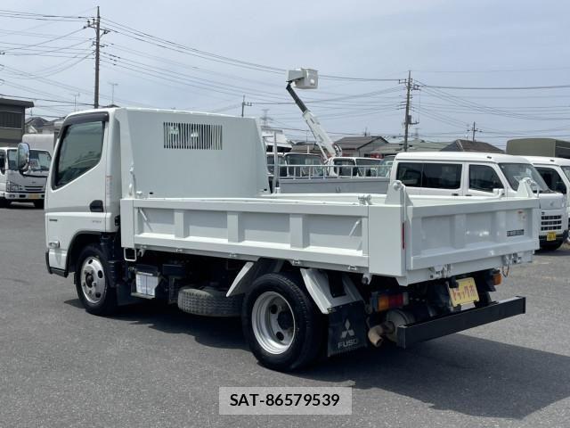 Mitsubishi CANTER 2021-07 7499812-6