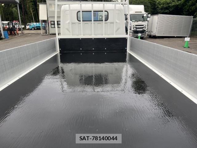 Mitsubishi CANTER 2026-01 7499803-12