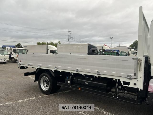 Mitsubishi CANTER 2026-01 7499803-6