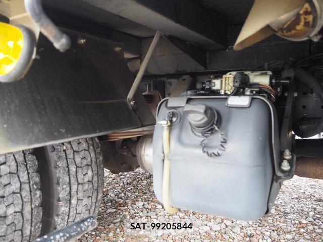 Mitsubishi CANTER 2014-11 7499817-22