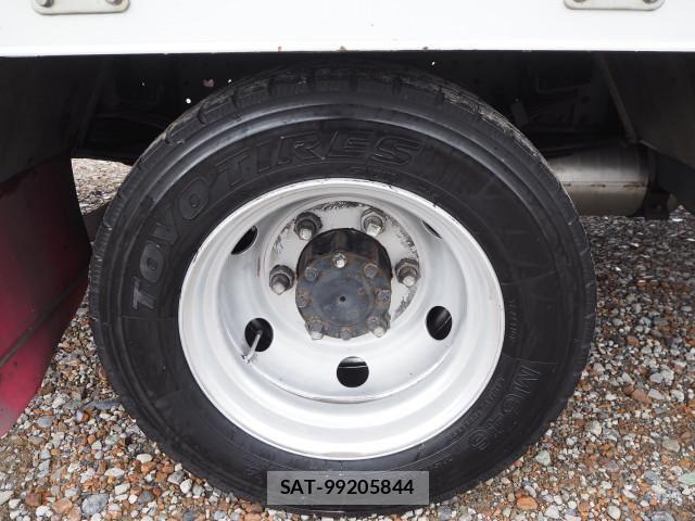 Mitsubishi CANTER 2014-11 7499817-23