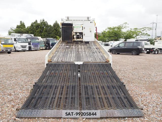 Mitsubishi CANTER 2014-11 7499817-3