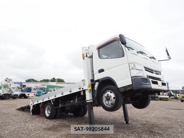 Mitsubishi CANTER 2014-11 7499817-6