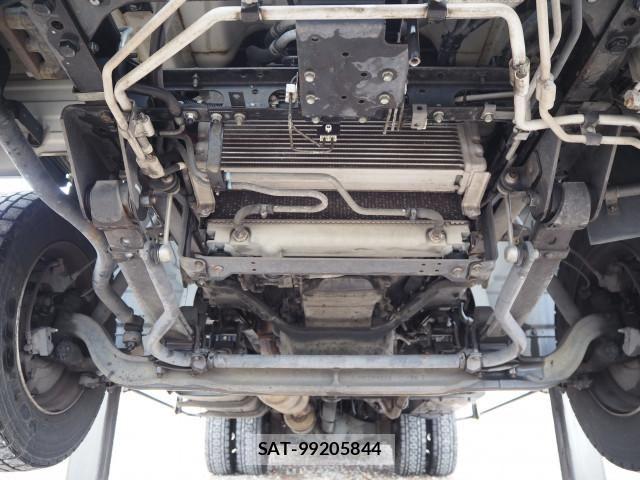 Mitsubishi CANTER 2014-11 7499817-8