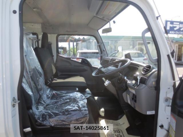 Mitsubishi CANTER 2023-07 7499805-12