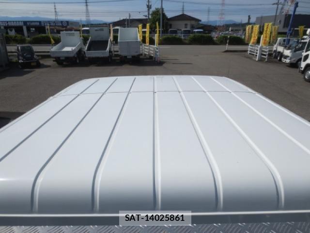 Mitsubishi CANTER 2023-07 7499805-18