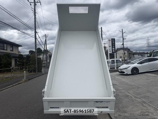 Mitsubishi CANTER 2025-06 7499806-9