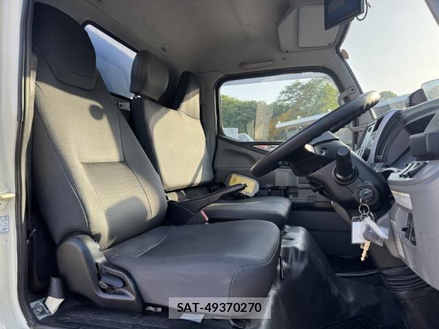 Mitsubishi CANTER 2020-12 7499804-24
