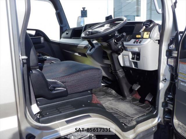 Mitsubishi CANTER 2023-06 7499800-24