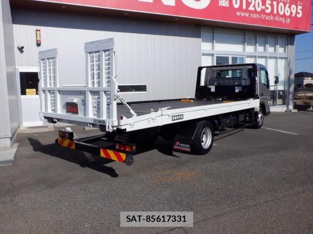 Mitsubishi CANTER 2023-06 7499800-4