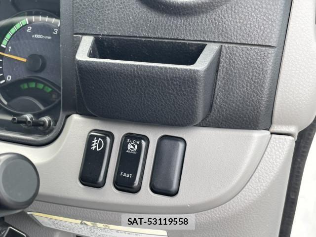 Mitsubishi CANTER 2021-12 7499828-26